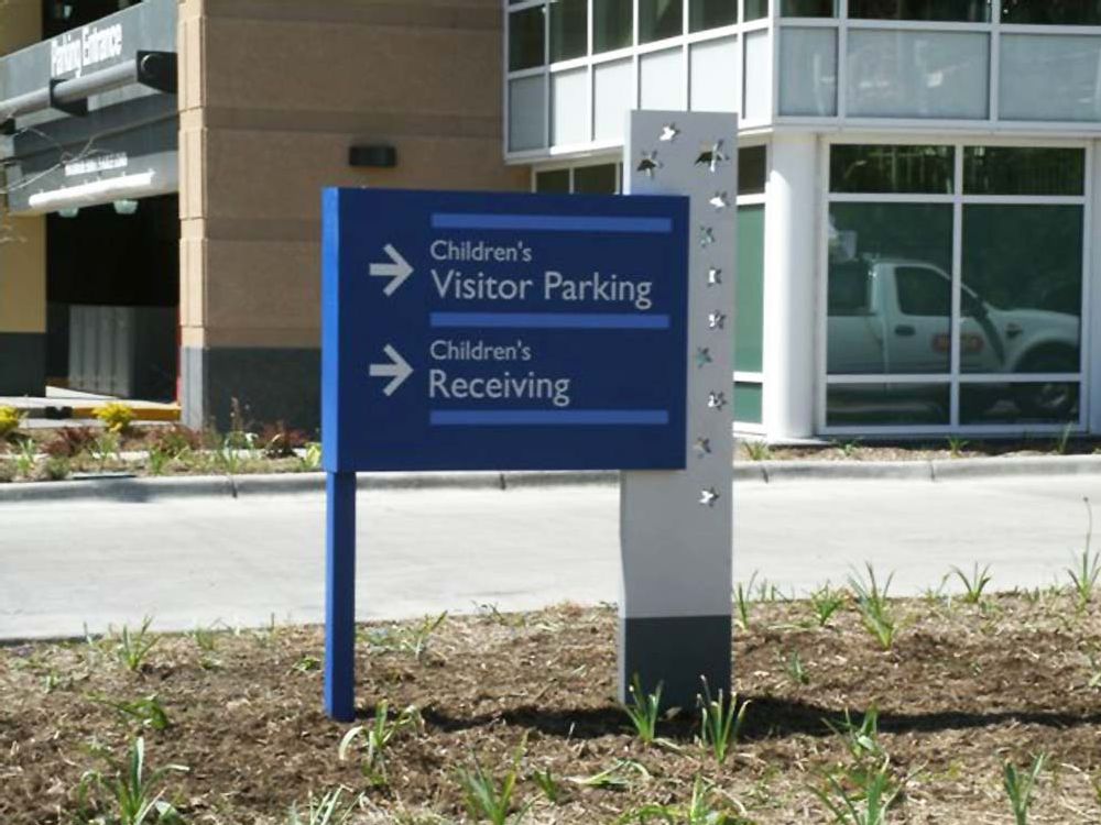 Children's Hospital - Wayfinding Sign - Minneapolis, MN