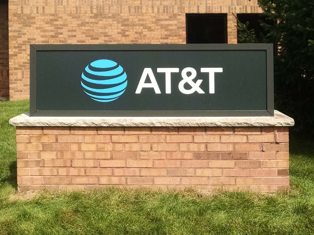 AT&T - Monument Sign - Houston, TX