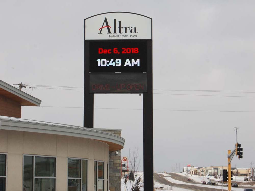 Altra - Pylon Sign - Rochester, MN