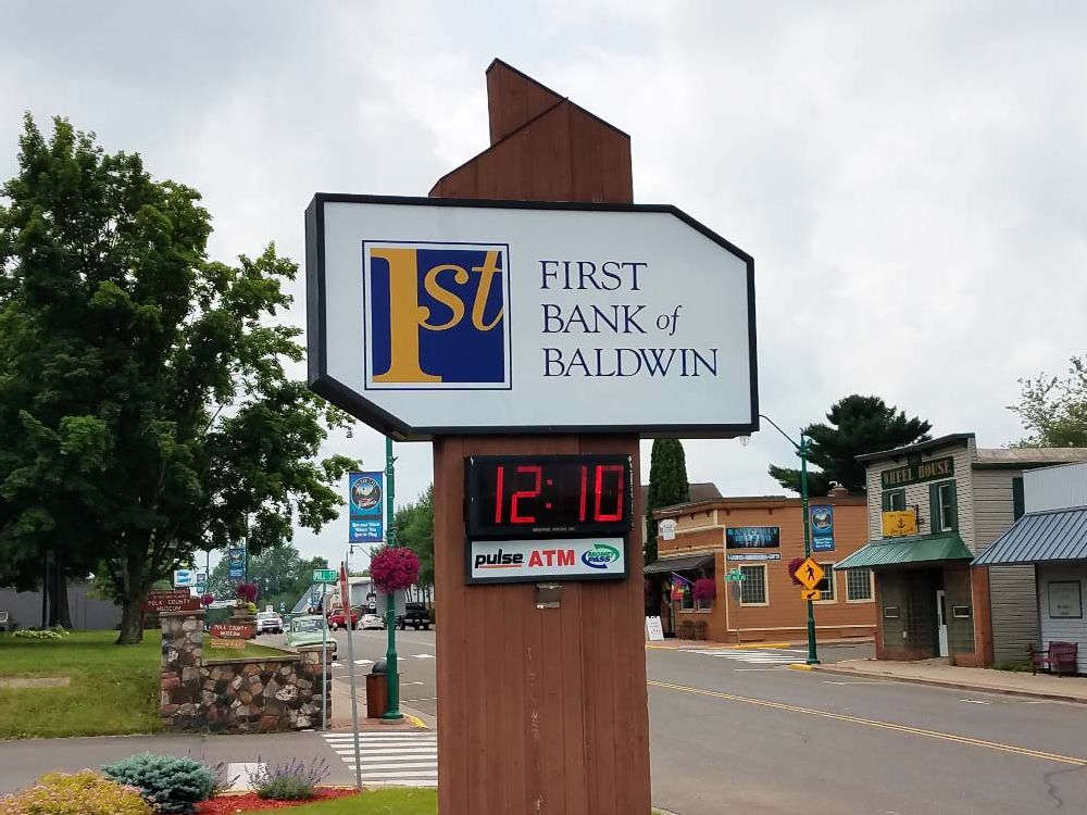 First Bank - Pylon Sign - Baldwin, WI