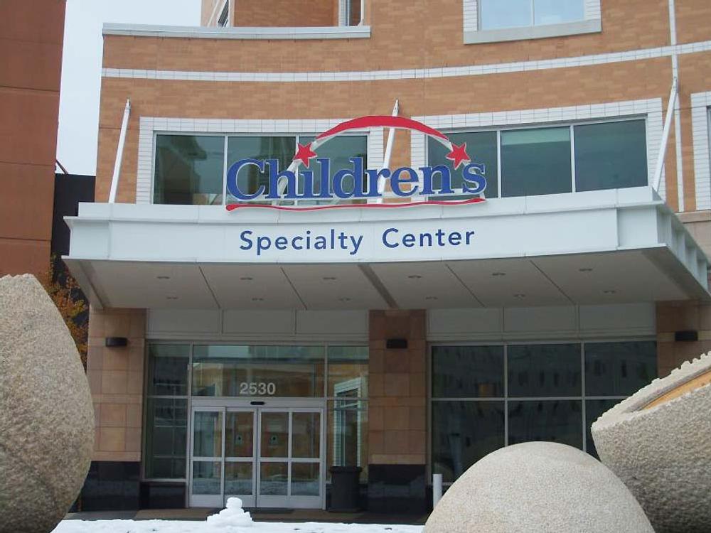 Children's Hospital - Channel Letters - Minneapolis, MN