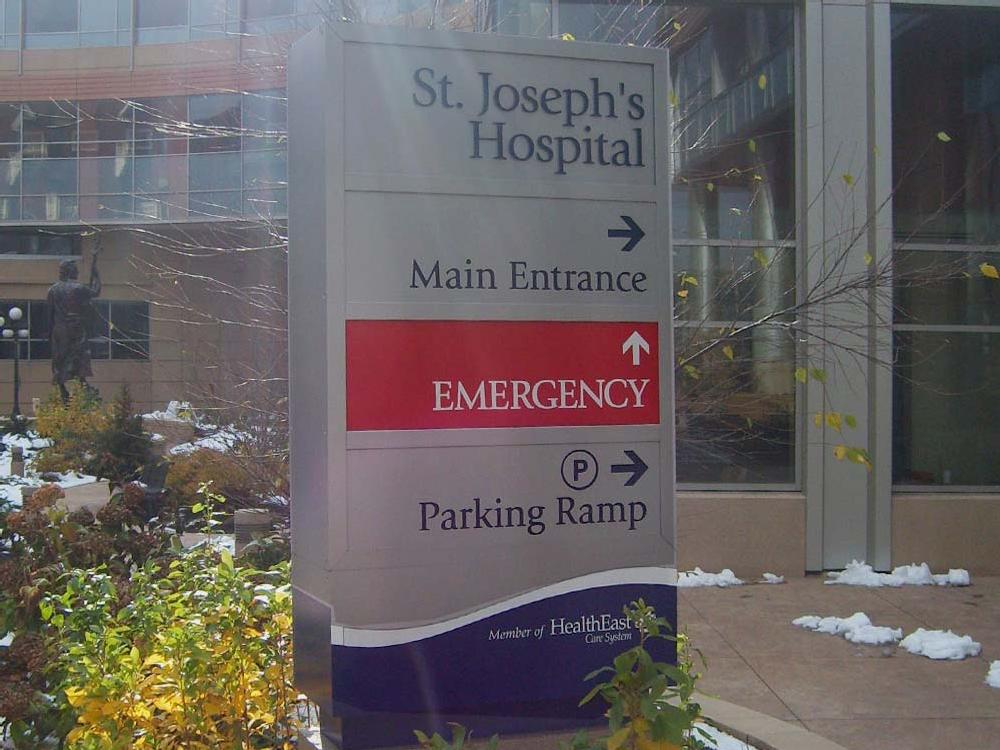 St. Joseph's Hospital - Wayfinding Sign