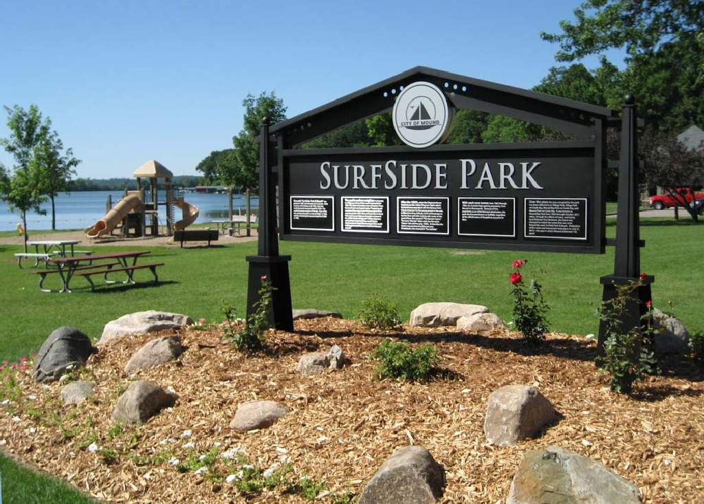Surfside Park - Monument Sign - Mound, MN