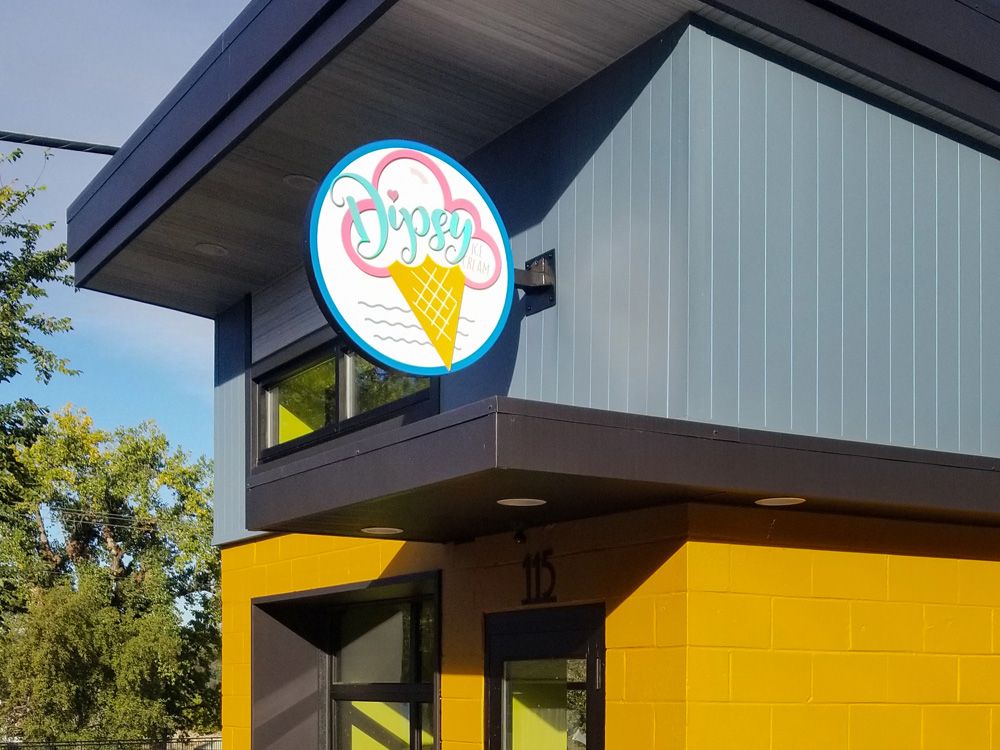 Dipsy Ice Cream - Blade Sign - Hudson, WI
