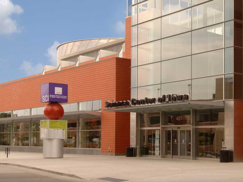 Science Center of Iowa - Monument Sign - Des Moines, IA