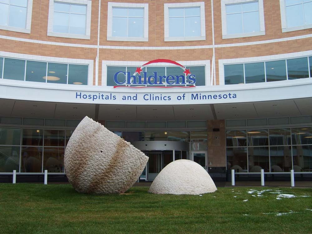 Children's Hospital - Building Sign - Minneapolis, MN