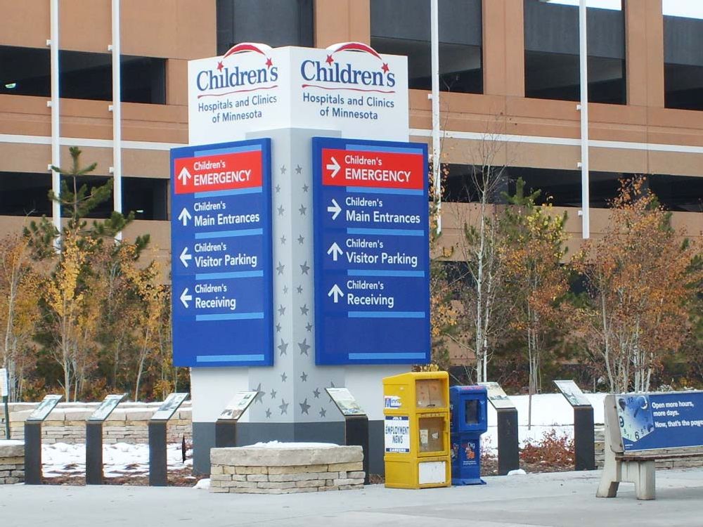 Children's Hospital - Wayfinding Sign - Minneapolis, MN