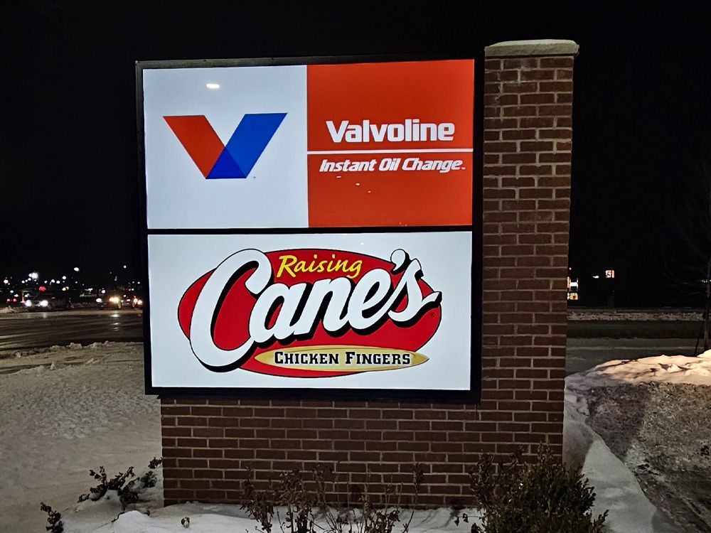 Raising Cane's - Monument Sign - Eau Claire, WI