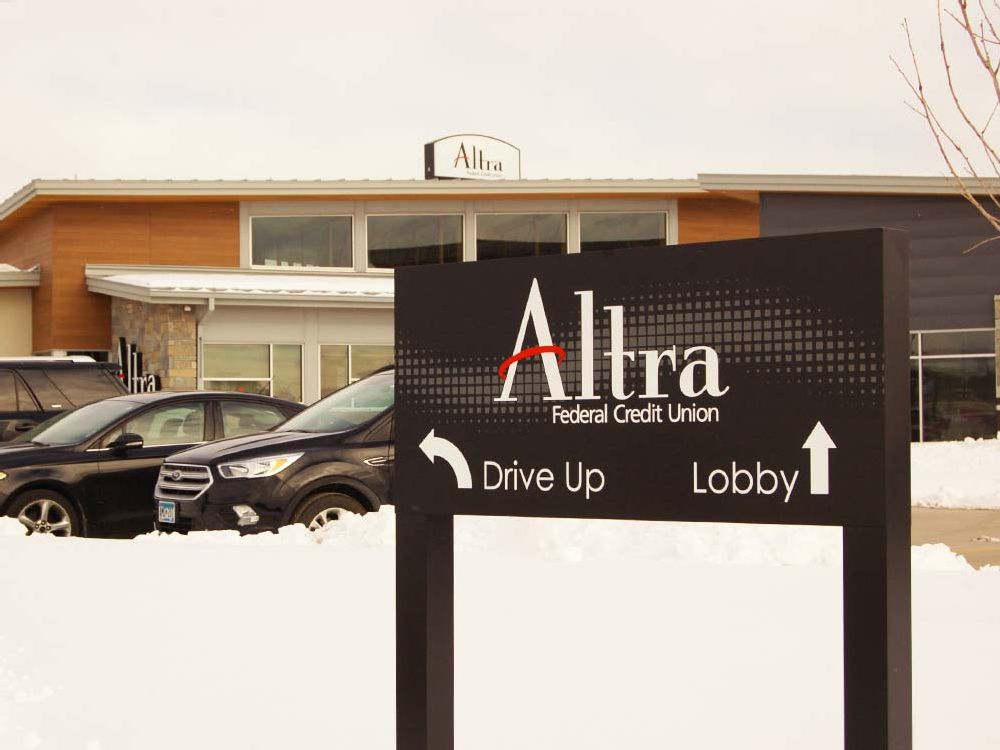 Altra - Wayfinding Sign - Rochester, MN