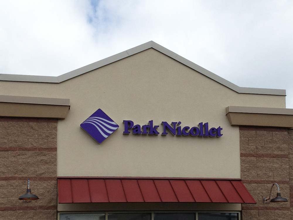 Park Nicollet - Building Sign