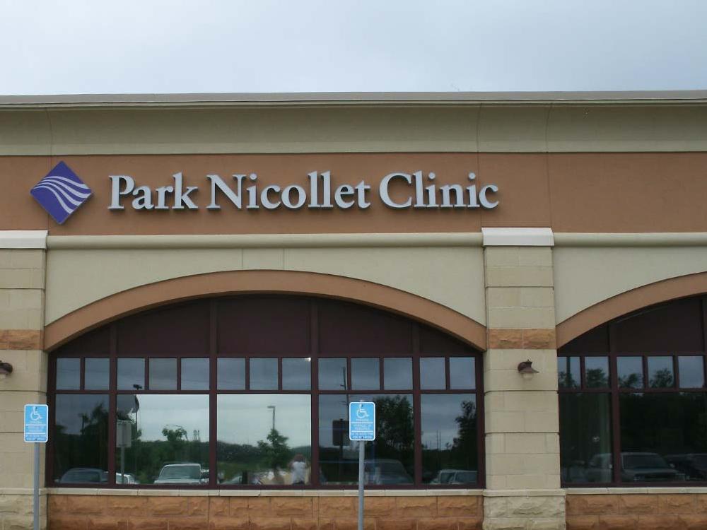 Park Nicollet - Building Sign