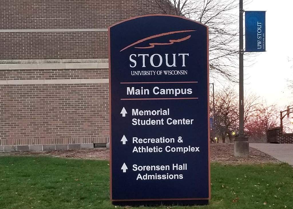 UW-Stout - Monument Sign - Menomonie, WI