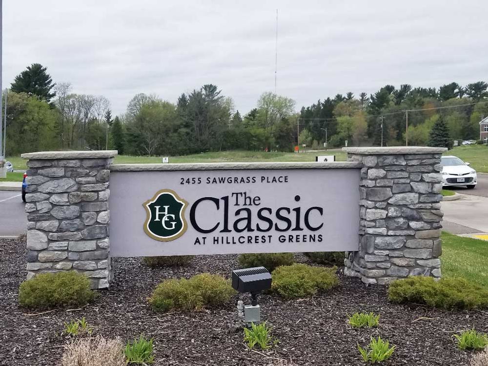 The Classic - Monument Sign - Altoona, WI