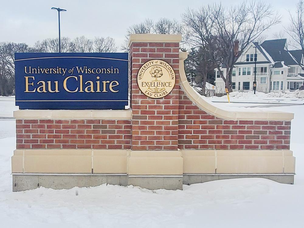 UW-Eau Claire - Monument Sign - Eau Claire, WI